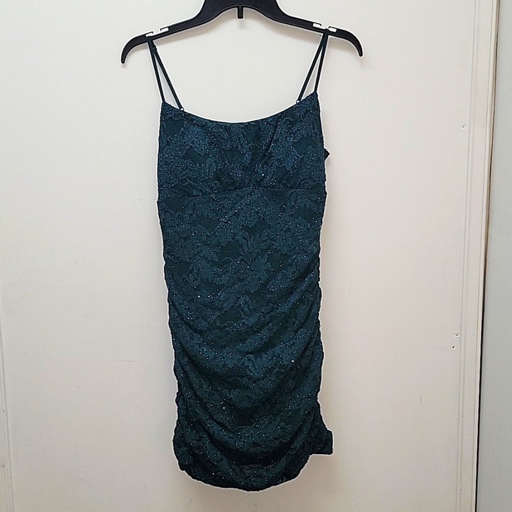 Emerald Sunday Formal Dress - Size L (Juniors)